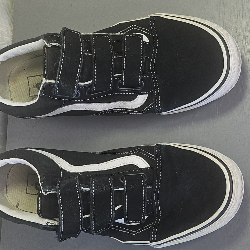 Vans Sneakers With Triple Velcro Closure Size 10.5 Great Condition - Picture 3 of 8